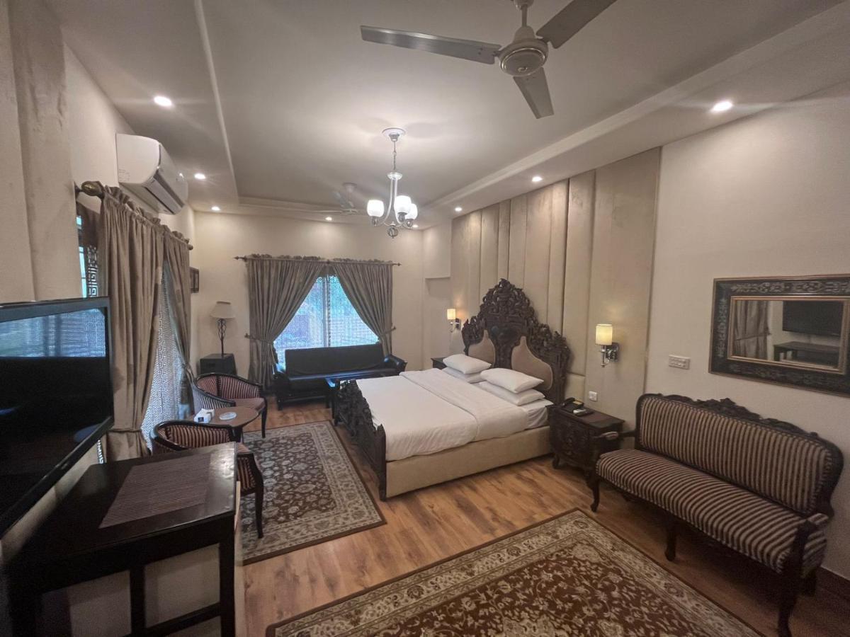 Shelton Hotel Rawalpindi Luaran gambar