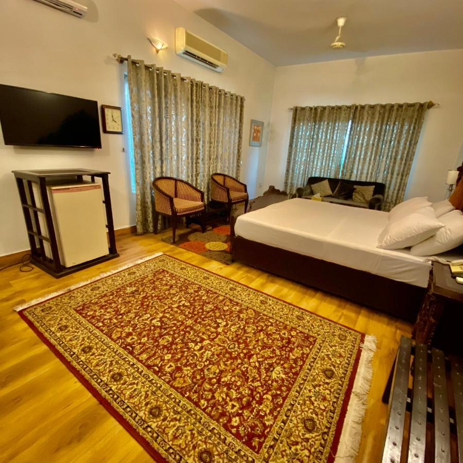 Shelton Hotel Rawalpindi Luaran gambar